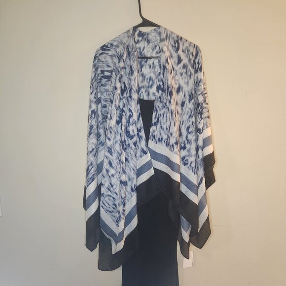 Outer dress - Picture 1 of 1